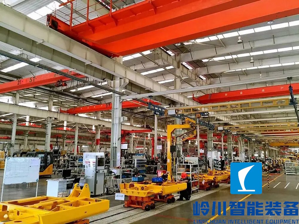 1668857379347156.jpg 挖掘機(jī)2.webp.jpg