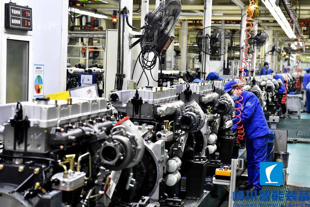 1669180055866637.jpg 汽車發(fā)動機1.webp.jpg