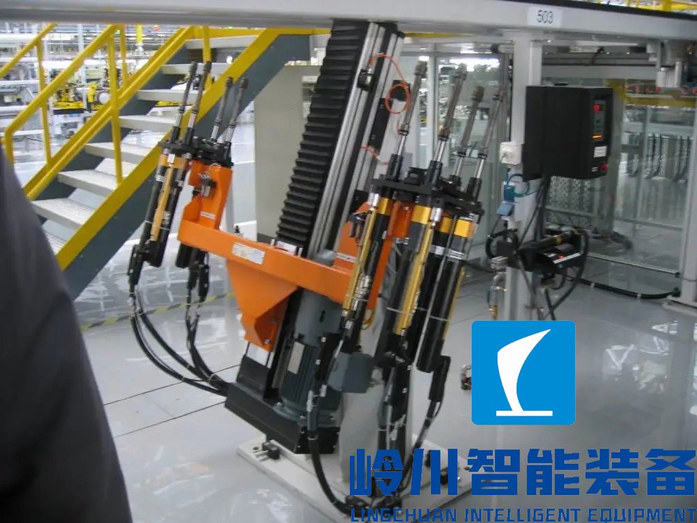 1669257772450934.jpg 自動(dòng)擰緊機(jī)3.webp.jpg