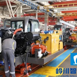 挖掘機(jī)流水線