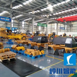 推土機(jī)裝配流水線