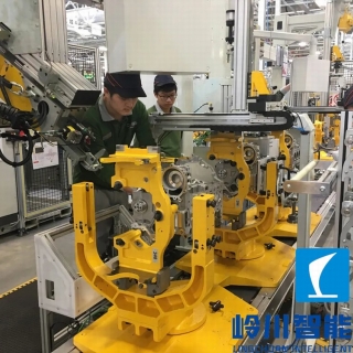 發(fā)動(dòng)機(jī)組裝流水線