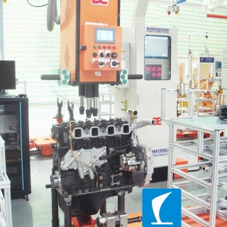 自動擰緊機(jī)